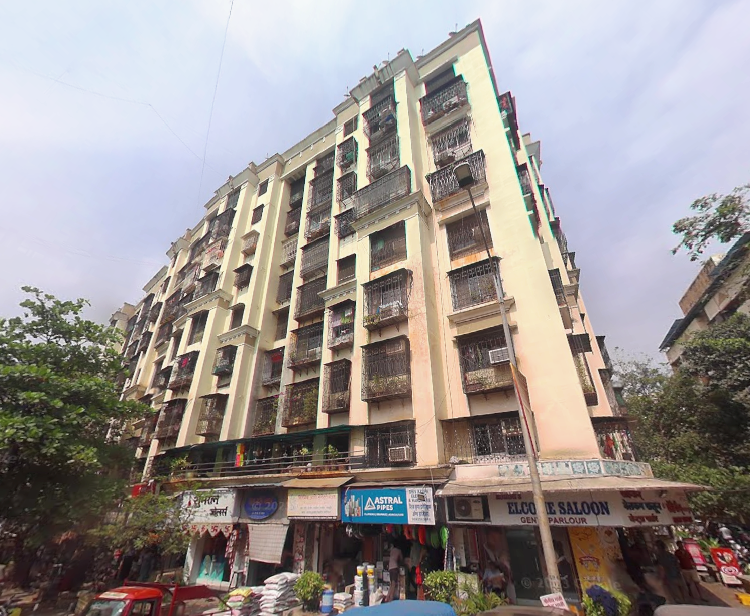 2 BHK Fully Furnished in Dheeraj Darshan, Andheri East - Photo 2