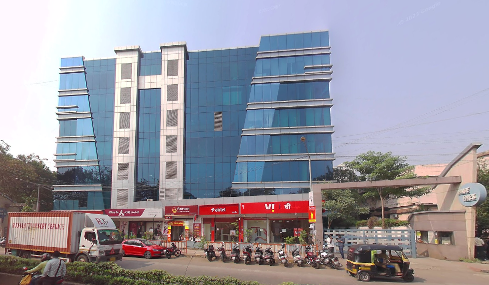 Commercial Office Space Fully Furnished in Hyde Park, Andheri East - Photo 2