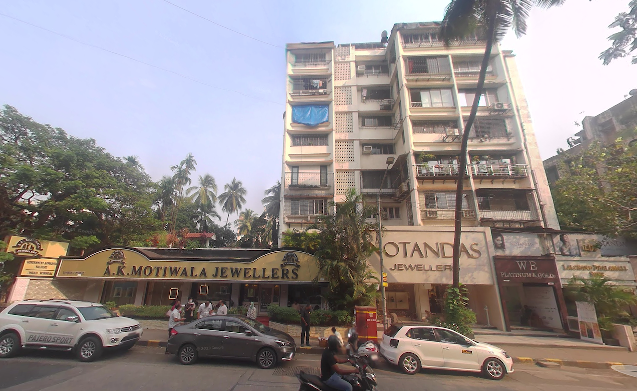 3 BHK Semi-Furnished in Mangal Darshan, Bandra West