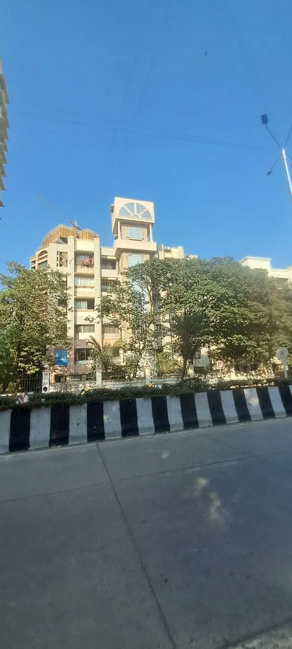 2 BHK Semi-Furnished in Ocean View, Worli