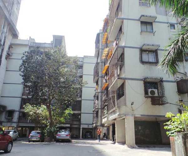 1 Semi-Furnished in Patel Apartments , Worli