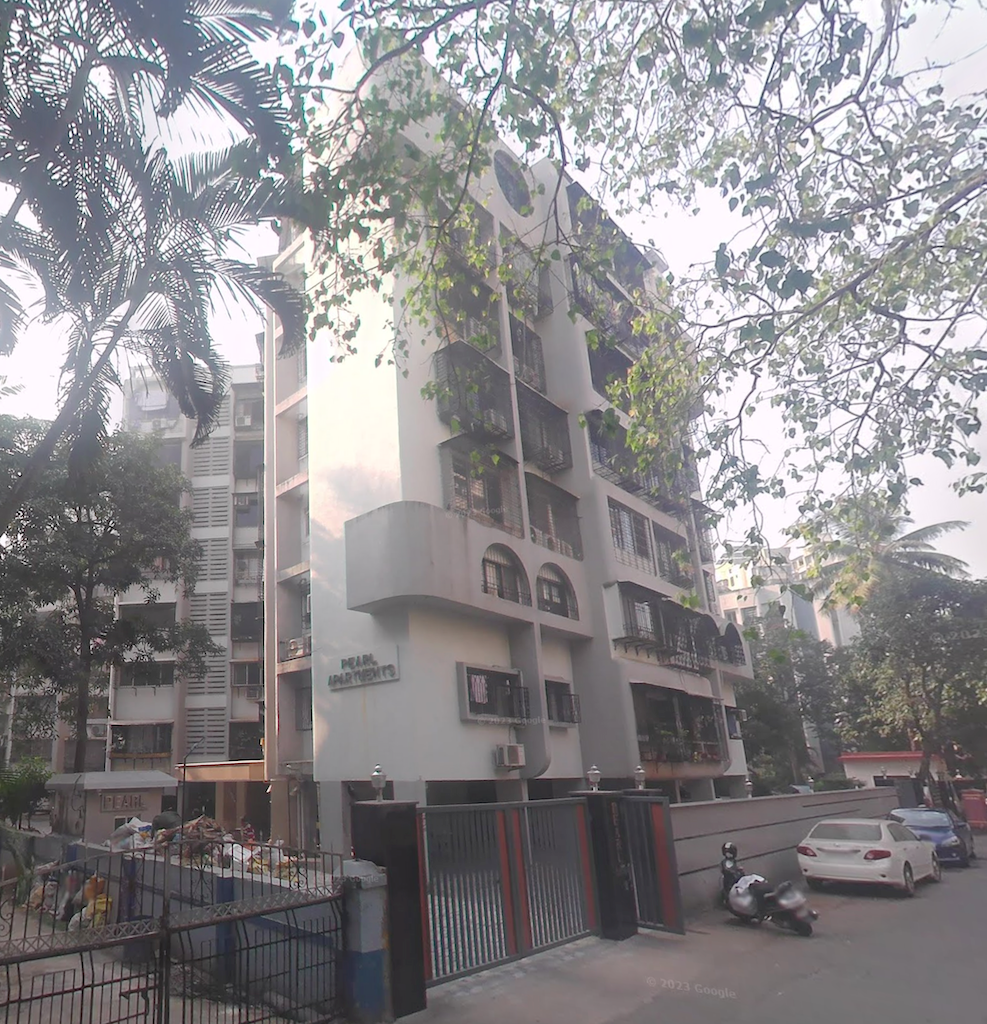 3 Semi-Furnished in Pearl Apartment , Andheri West