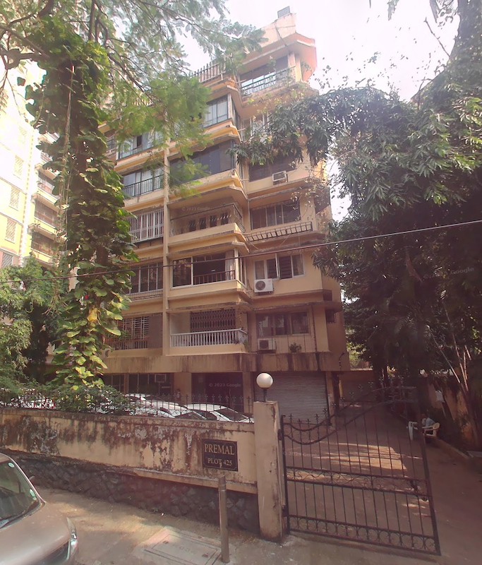 2 BHK Semi-Furnished in Premal, Santacruz West