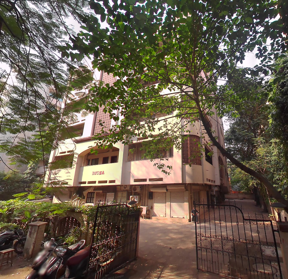 Office Semi Furnished in Richa, Andheri West - Photo 2