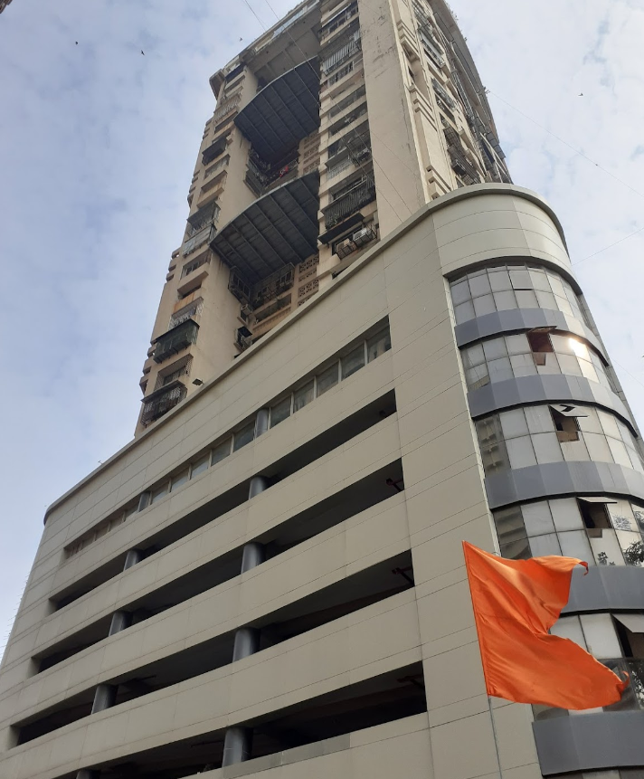 3 BHK Semi-Furnished in Shiv Tapi , Gamdevi