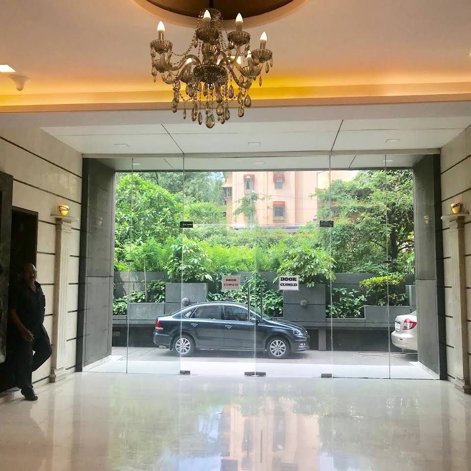 Office in Star Hub, Andheri East - Photo 5