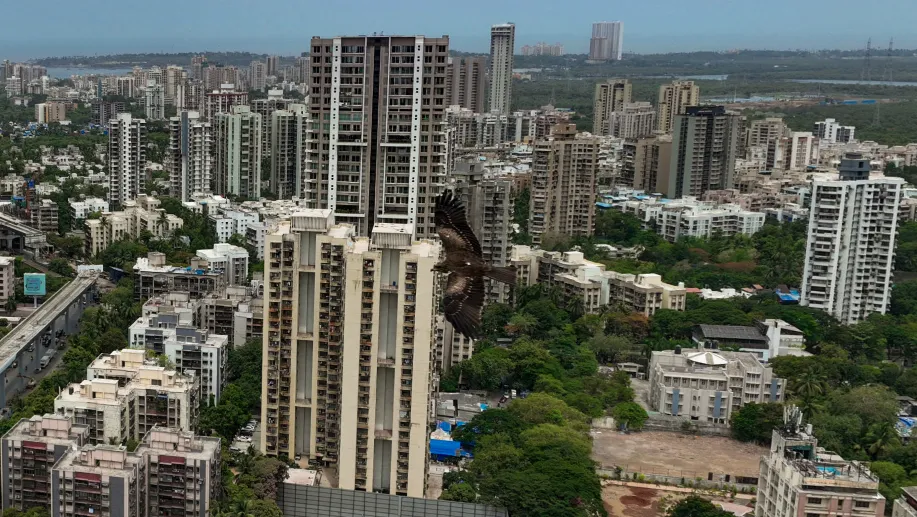 4 BHK Un Furnished in Stellar Tower , Andheri West