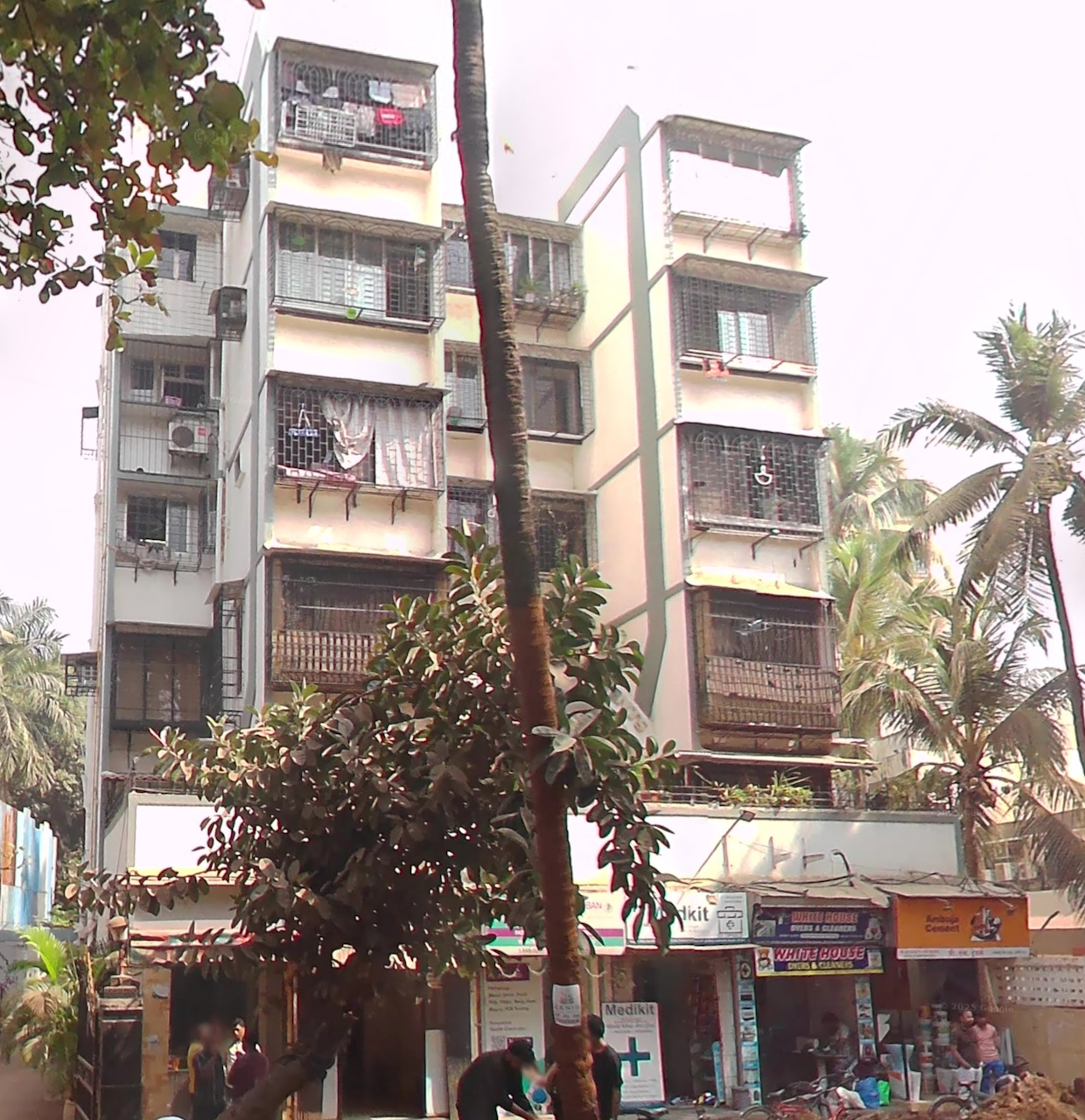 1 BHK semi in Sunvin Apartment , Andheri West