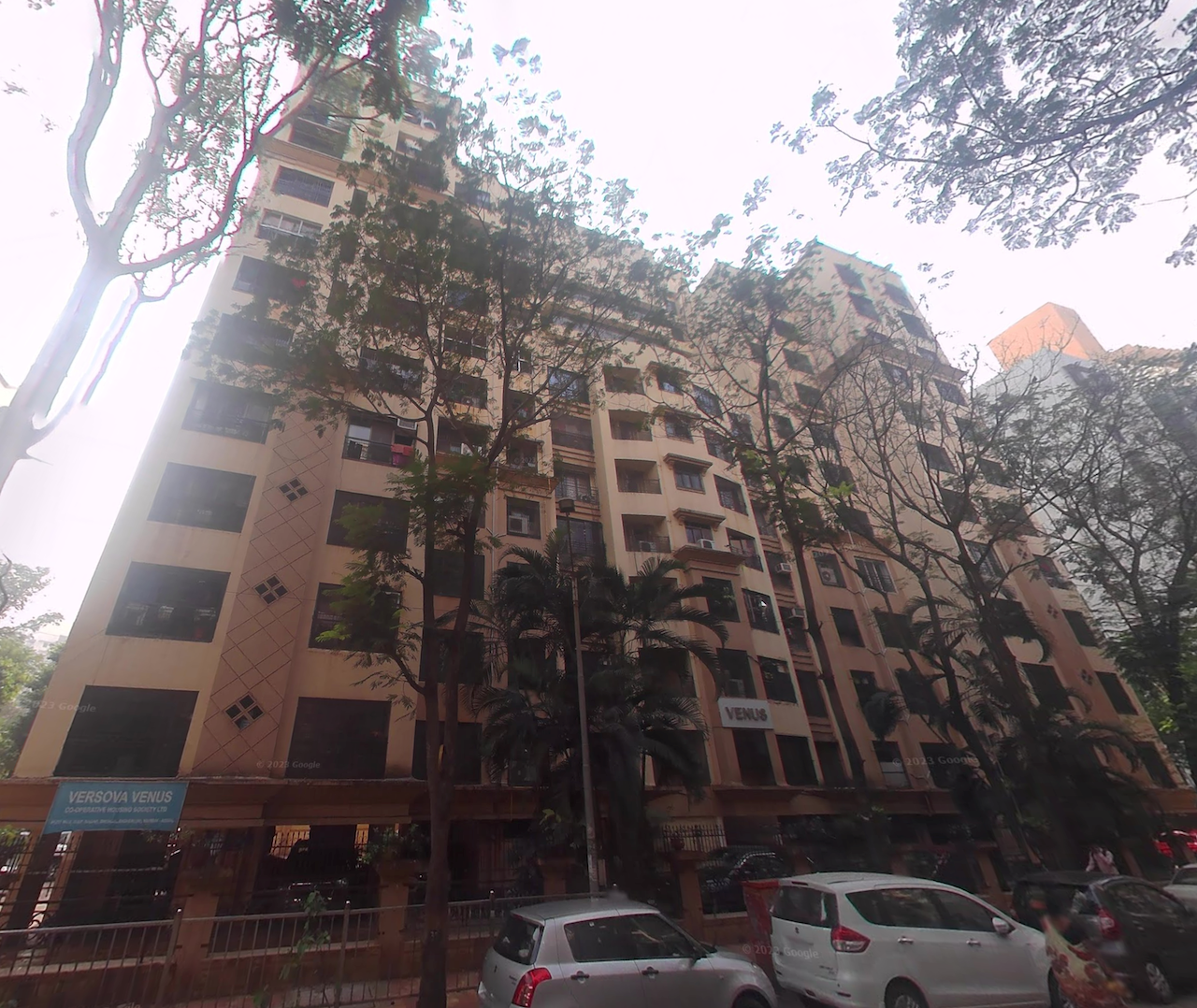 1 BHK Fully Furnished in Versova Venus, Andheri West - Photo 2
