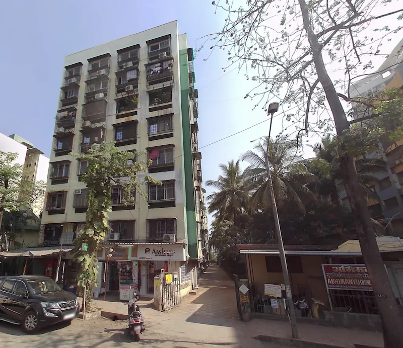 2 BHK Semi-Furnished in Abhimanyu , Dahisar East