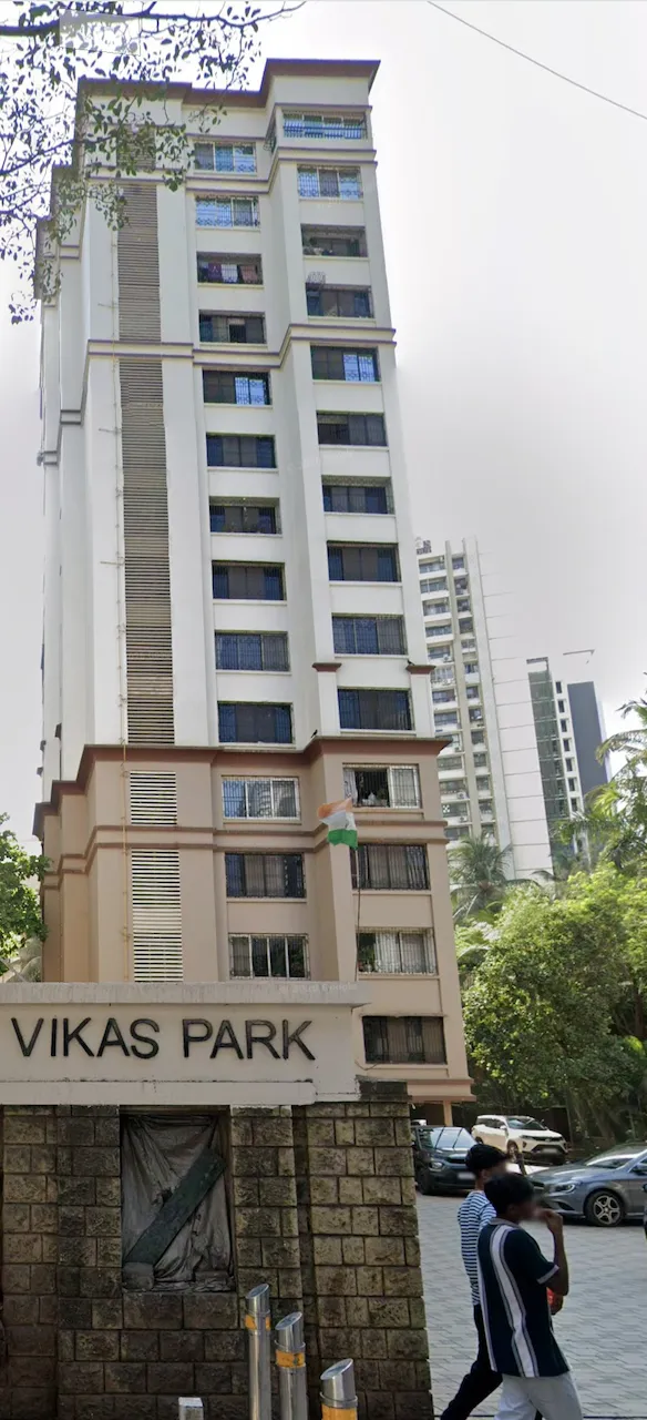 2 BHK Fully Furnished in Vikas Park Tower, Malad West
