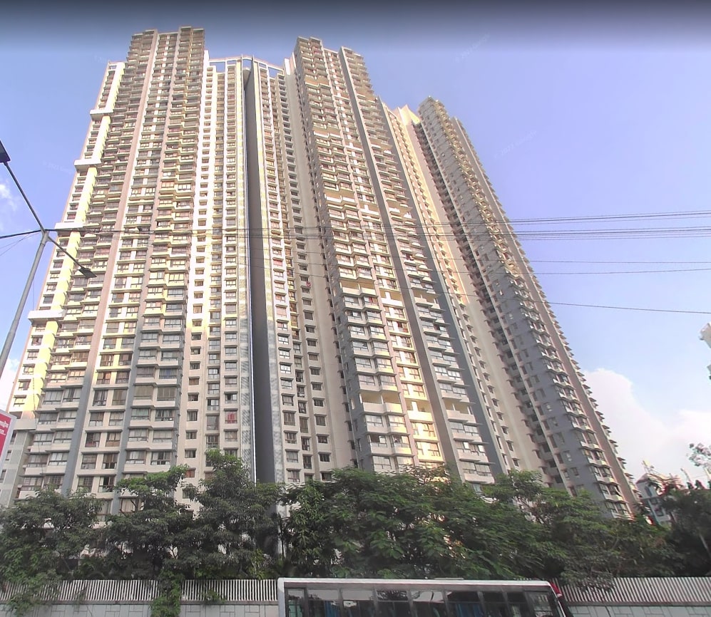 2.5 BHK Semi-Furnished in Wadhwa Atmosphere , Mulund West