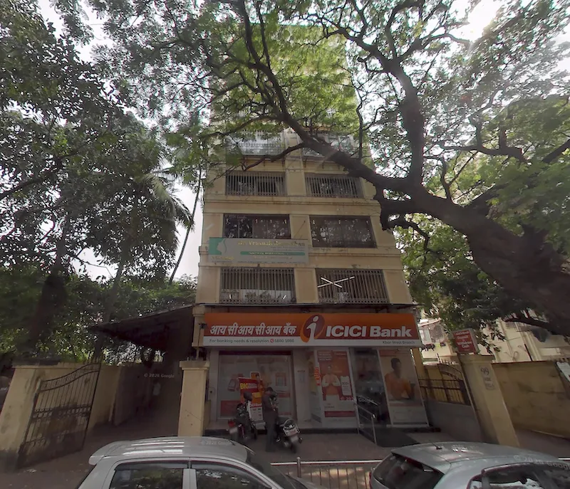 2 Semi-Furnished in Abde Villa , Khar West