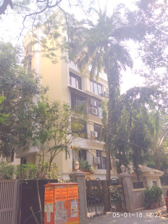 3 Semi-Furnished in Vijaydeep CHS , Khar West