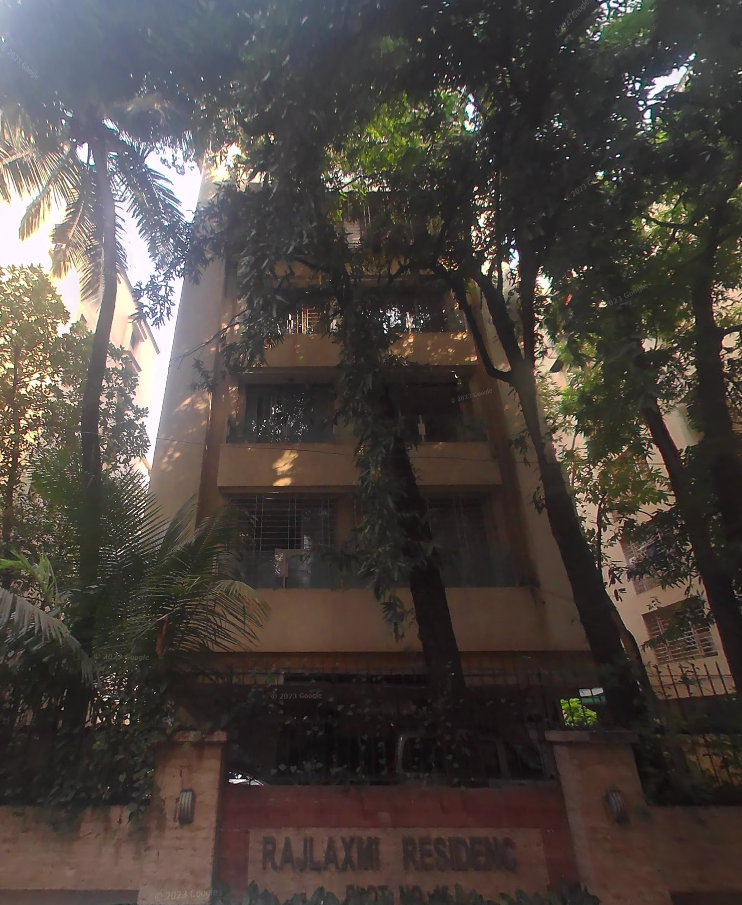4 BHK Unfurnished in Rajlaxmi Residency , Khar West