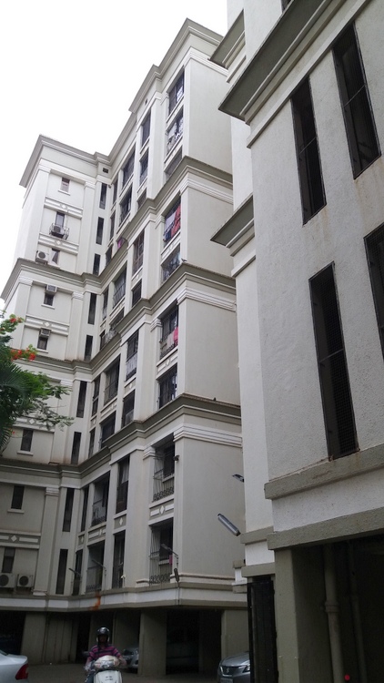 2 BHK Fully Furnished in New Heritage , Andheri West