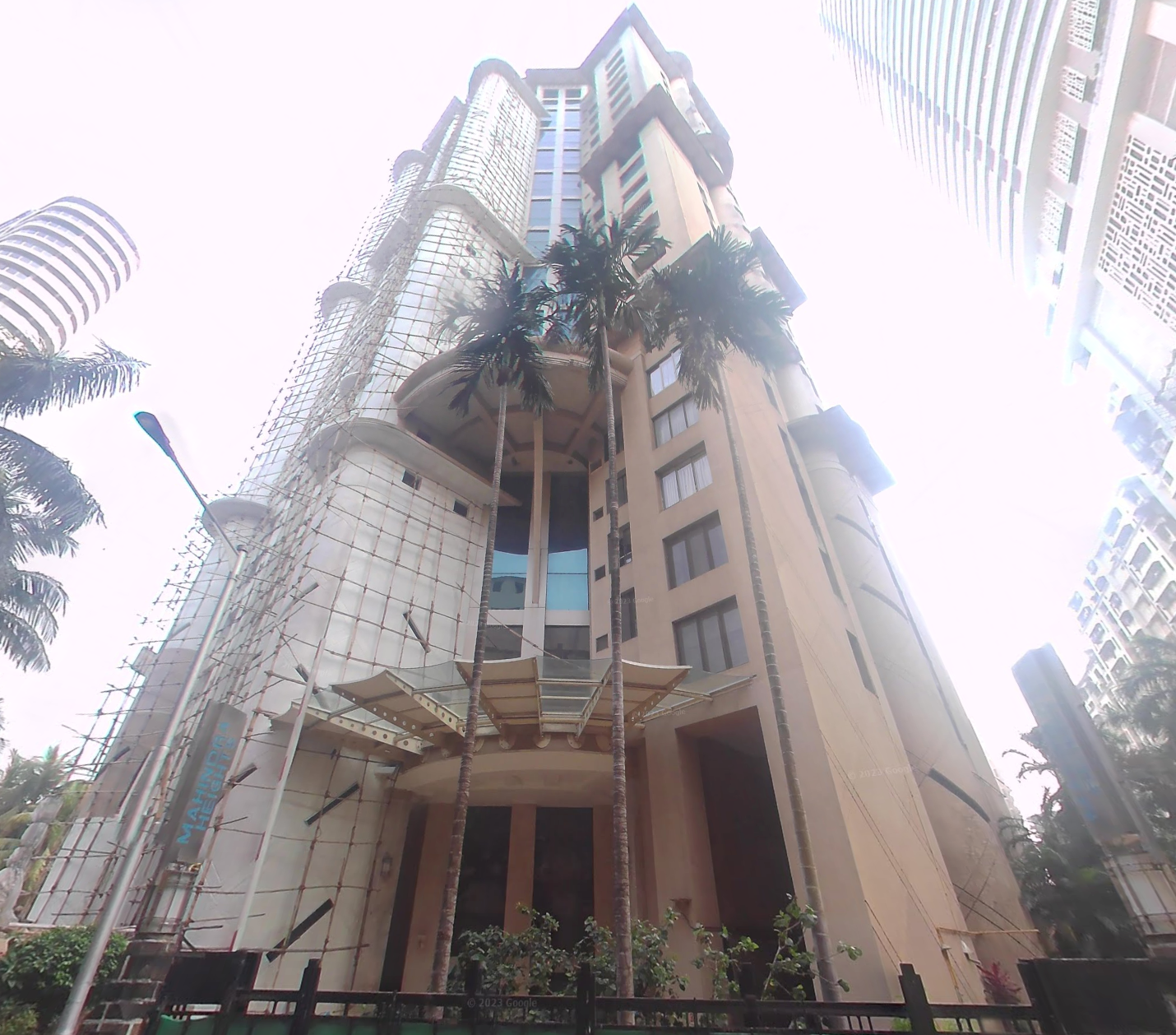 2 BHK Fully Furnished in Mahindra Heights, Tardeo
