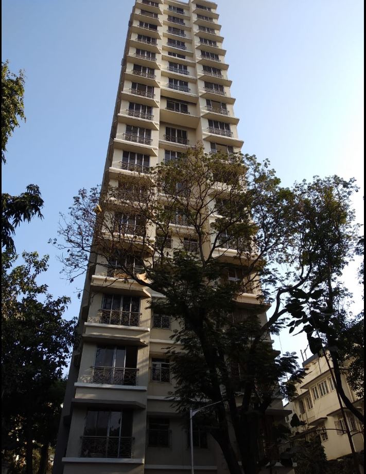 3 BHK Semi-Furnished in Praman Splendour , Matunga