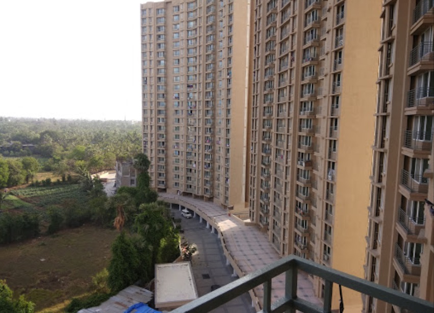 3 BHK Unfurnished in Marina Enclave , Malad West