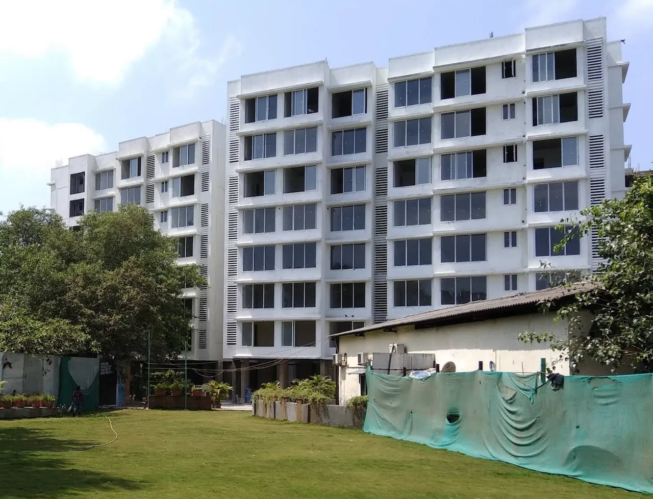 3 BHK Fully Furnished in VKG Krishna Residences , Andheri East