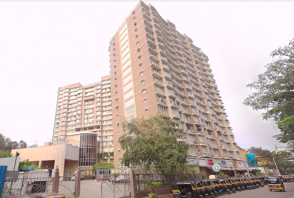 2 Semi-Furnished in Park Royale , Andheri East