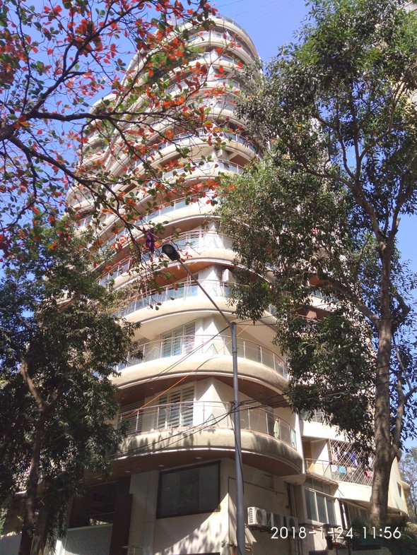 2 Semi-Furnished in Balaji Tower , Santacruz West