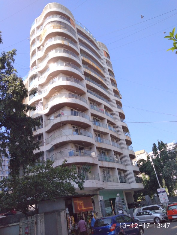 2 Semi-Furnished in Crystal Spire , Thane West