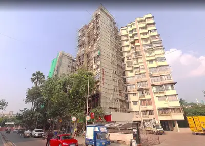 Everest Apartments
