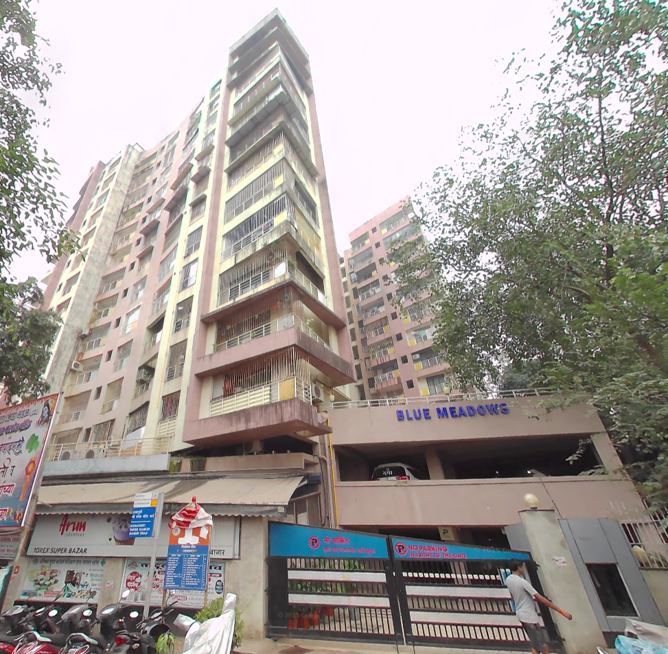2 BHK in Blue Meadows, Andheri East - Photo 2
