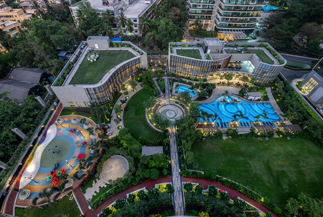 4 BHK Fully Furnished in Island City Centre 2, Dadar East - Photo 6