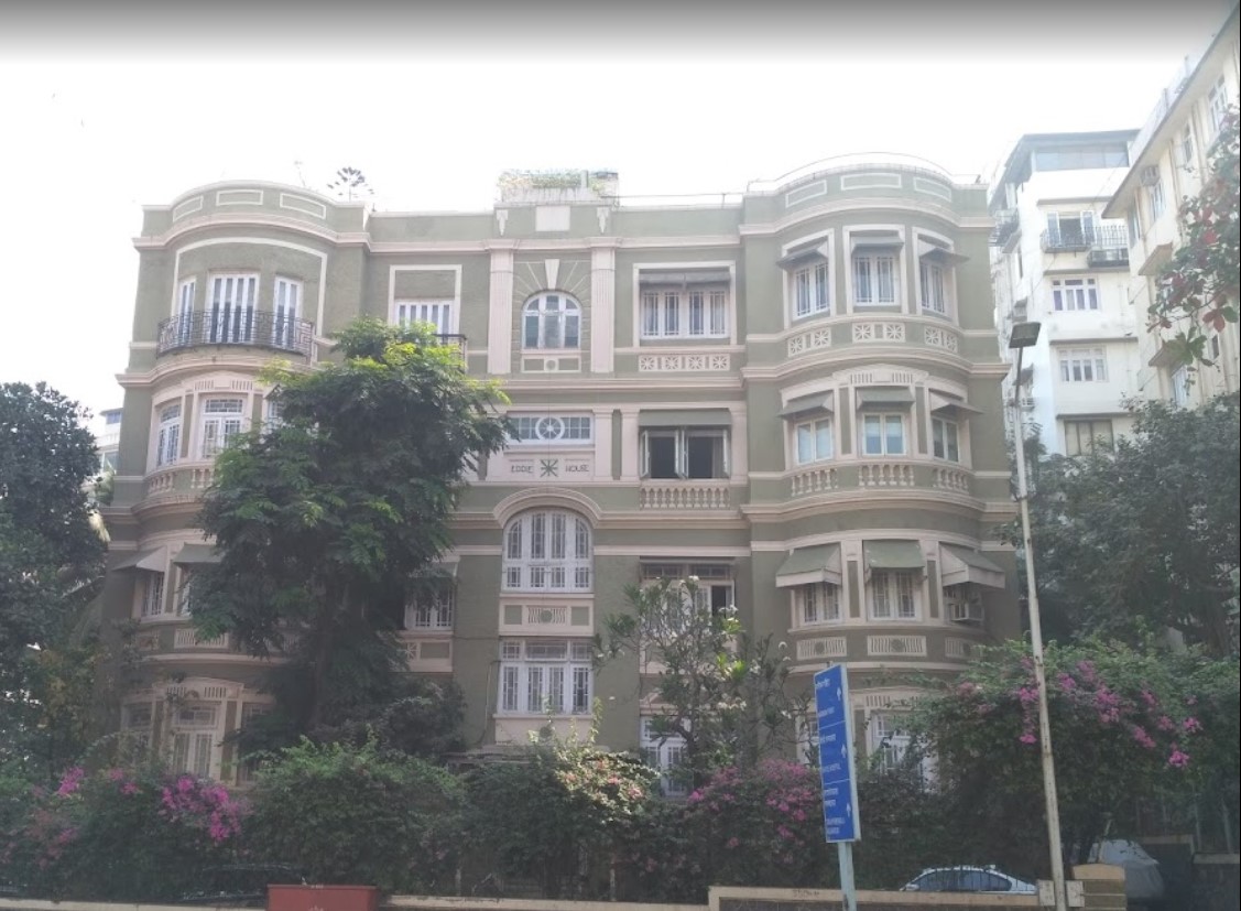 4 BHK Semi-Furnished in Eddie House , Peddar Road