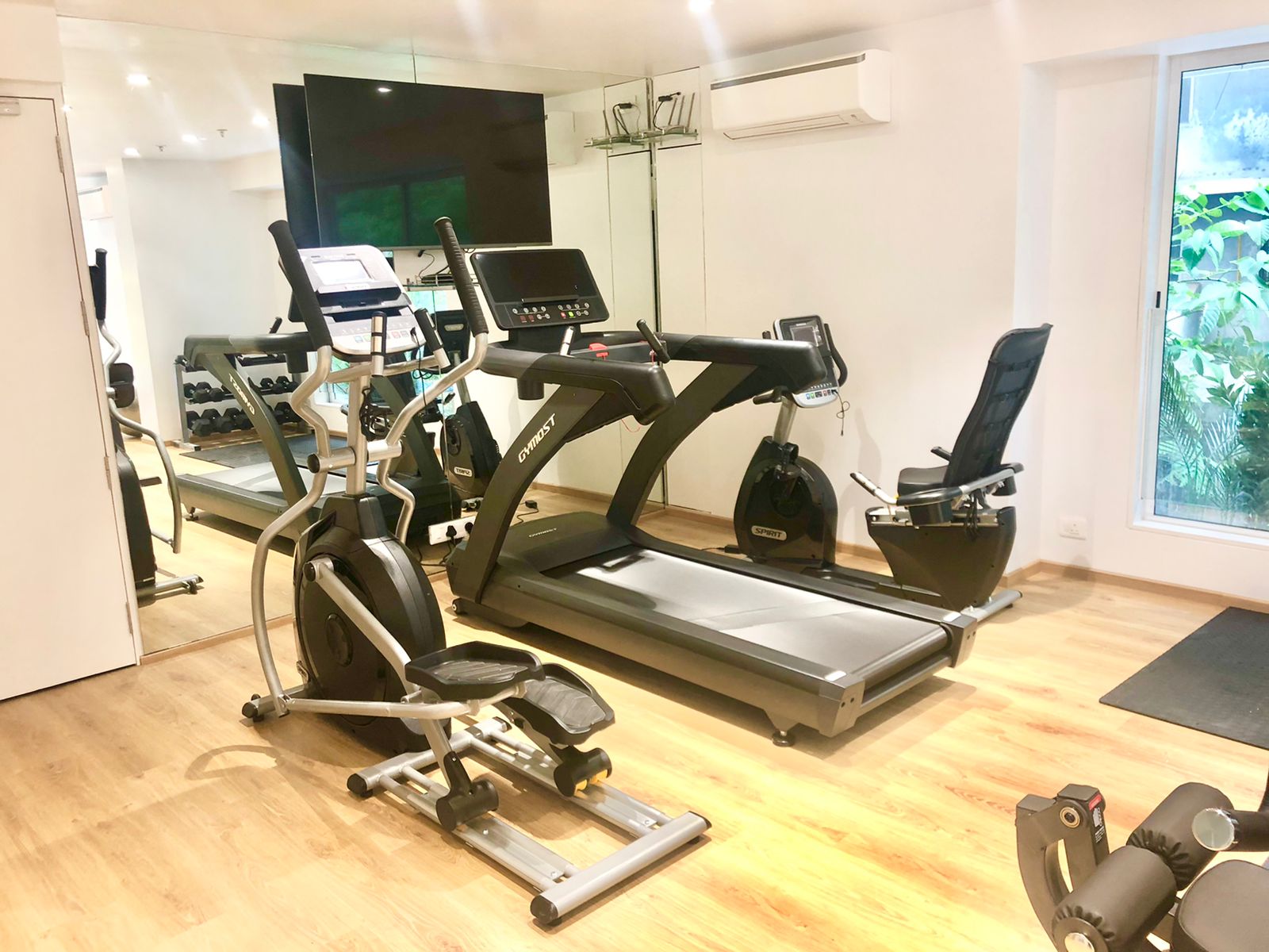 5 BHK Fully Furnished in Trinity Luxury Residences, Khar West - Photo 5