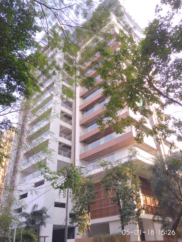 4 BHK Fully Furnished in DLH Ornate, Khar West