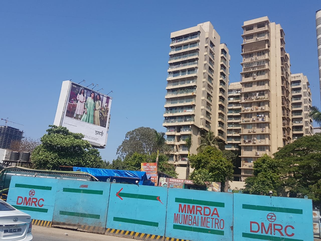 3 Semi-Furnished in DLH Swakrut , Andheri West