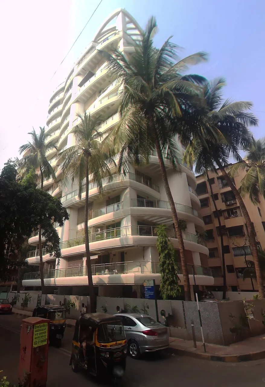 4 BHK unknown in Eben Ezer , Santacruz West