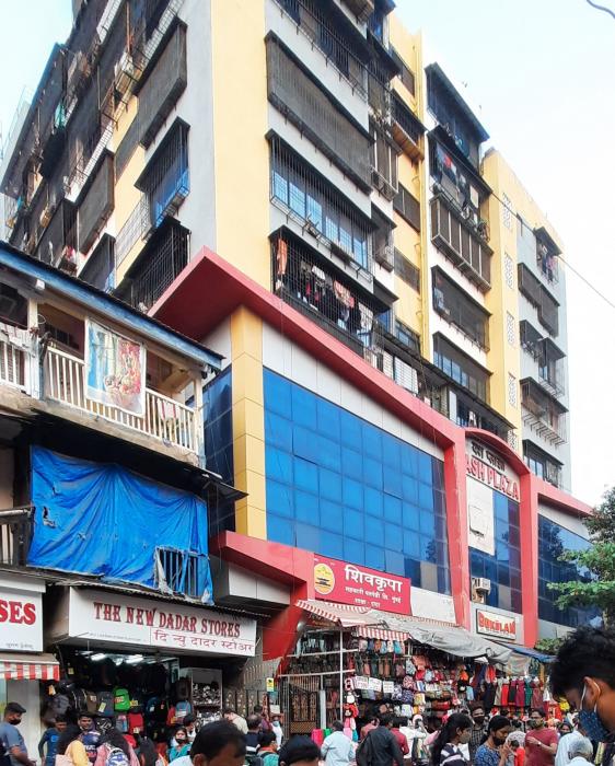 1 Fully Furnished in Yash Plaza , Dadar West
