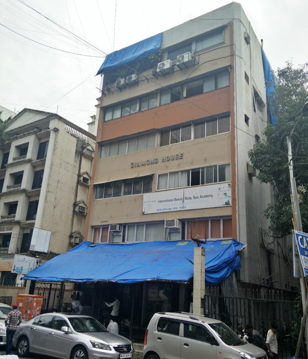 Office Semi-Furnished in Diamond House , Bandra West