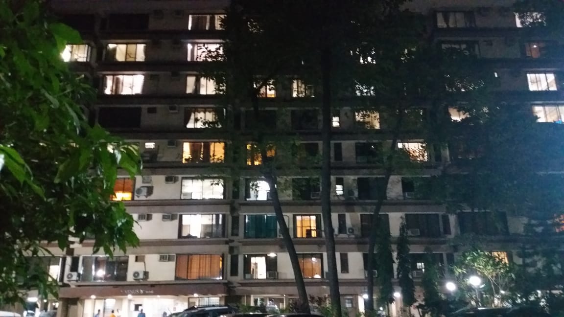 4 BHK in Venus Apartments, Goregaon East - Photo 1