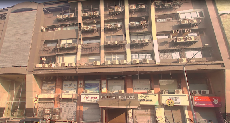 Office Semi-Furnished in Dheeraj Heritage , Bandra West