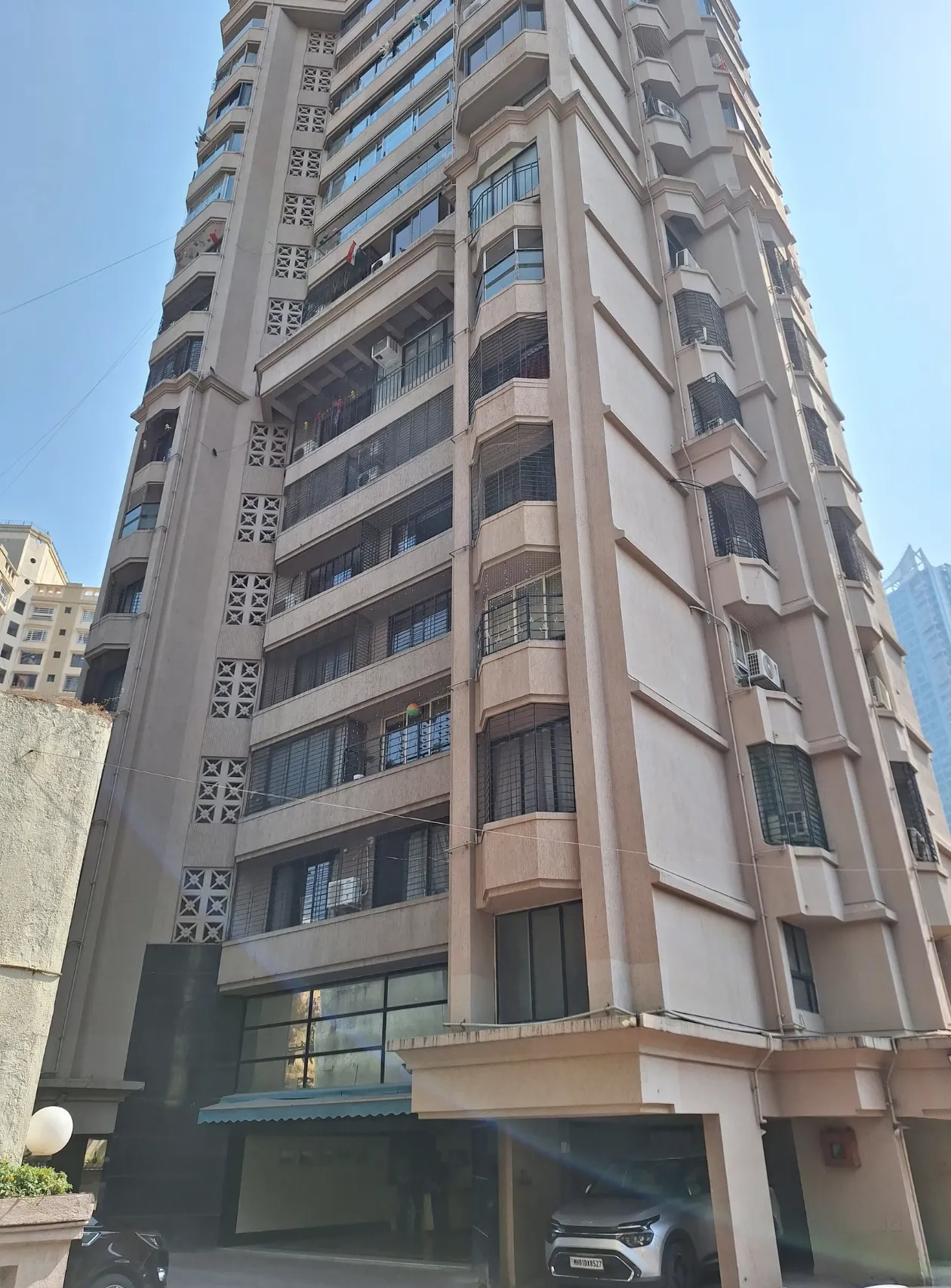 4 BHK Fully Furnished in Kuber Tower, Prabhadevi - Photo 1