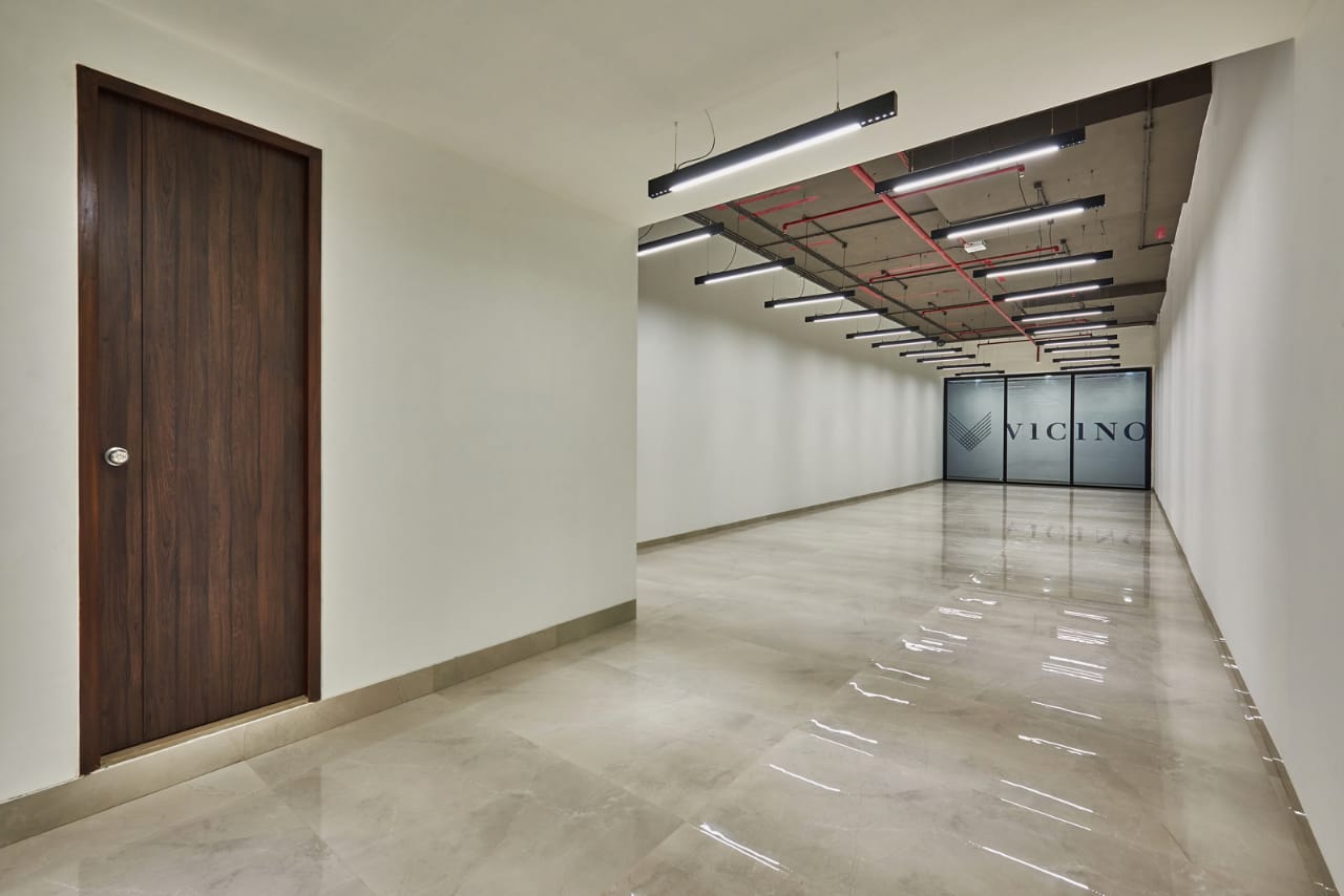 Office in Vicino, Andheri West - Photo 4