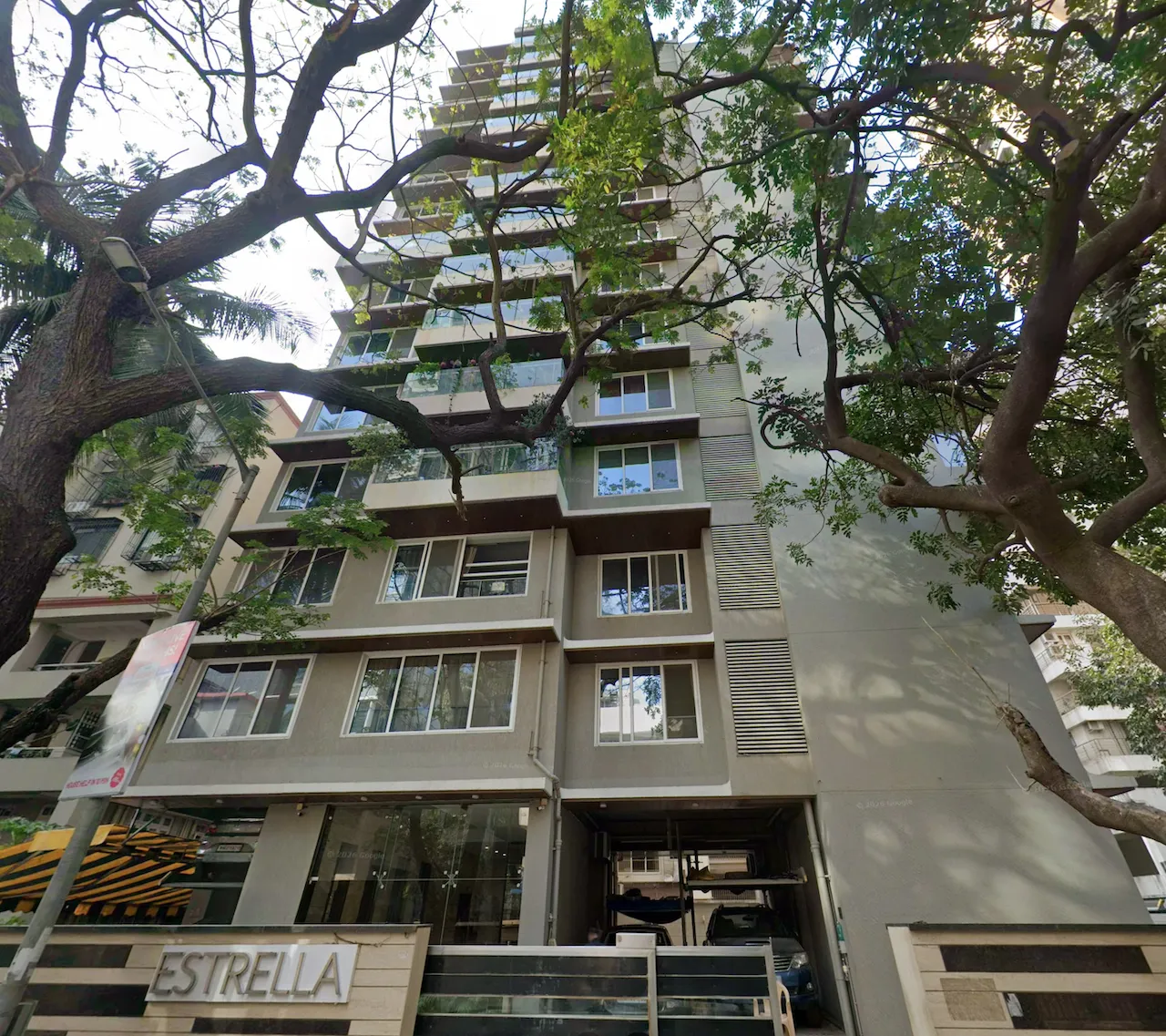 3 BHK Semi Furnished in Estrella, Bandra West