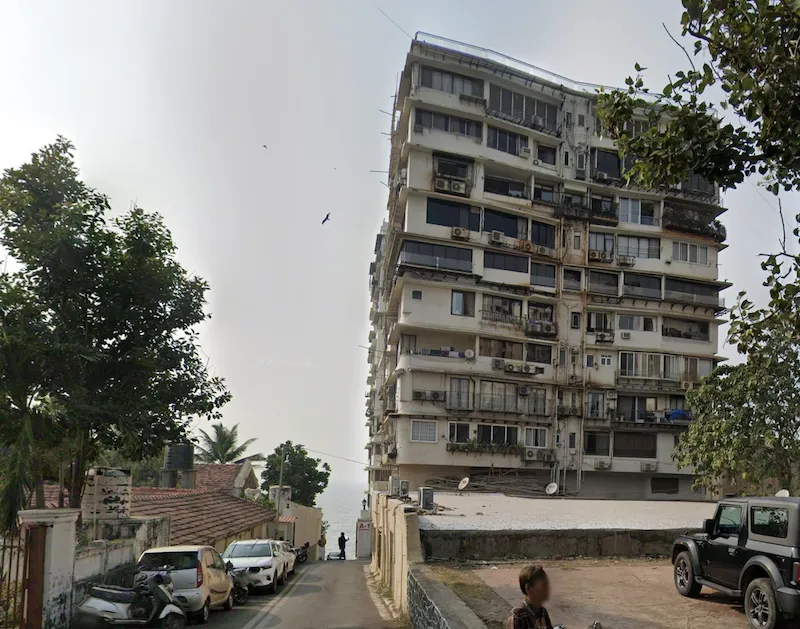 2 BHK in A-1 Apartments, Walkeshwar
