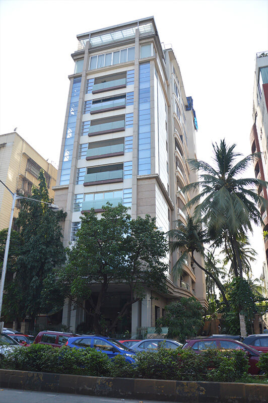 4 BHK Fully Furnished in Vraj Building, Juhu
