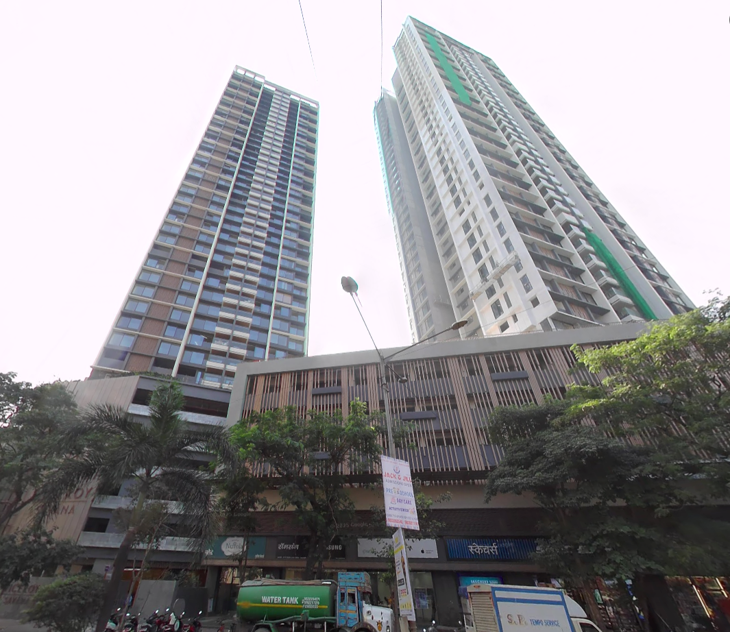 1 BHK Fully Furnished in Viceroy Savana, Kandivali East - Photo 2