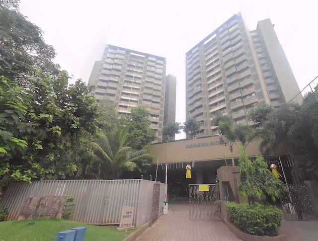 2 BHK Semi-Furnished in Kanakia Samarpan Exotica , Borivali East