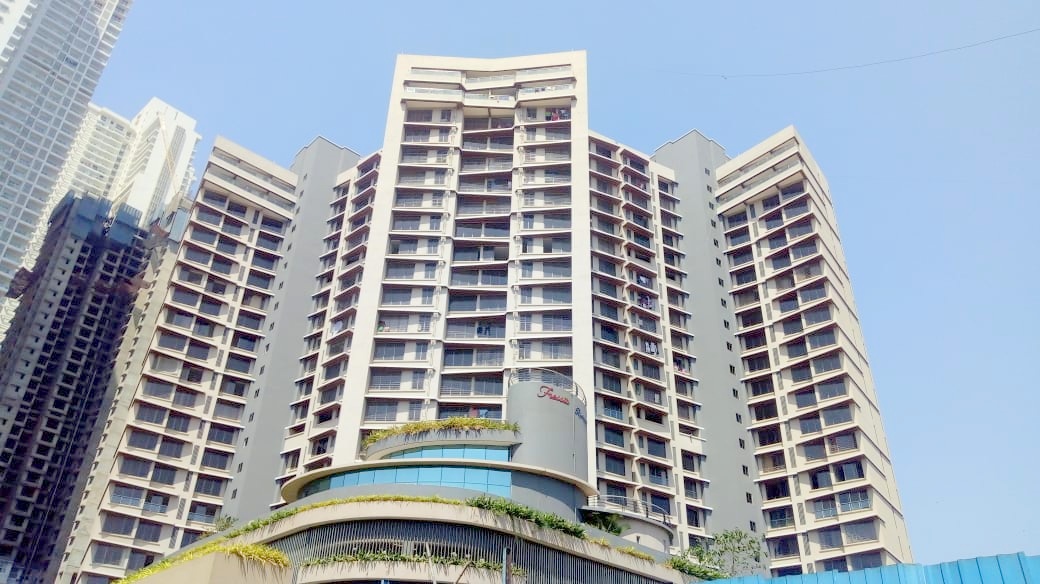 2 BHK Unfurnished in Fressia Rani Bello , Malad East
