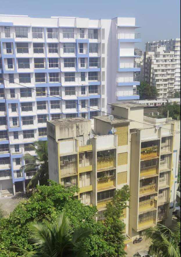 2 Semi-Furnished in Galaxy Pinnacle , Vile Parle East