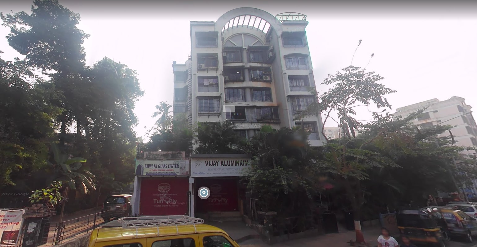 4 BHK Fully Furnished in Dunhill Corner , Santacruz East