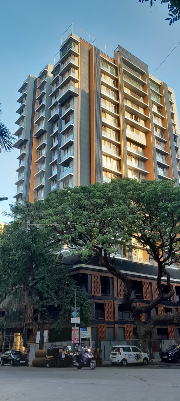 3 BHK Semi-Furnished in Mayfair Muse, Bandra West